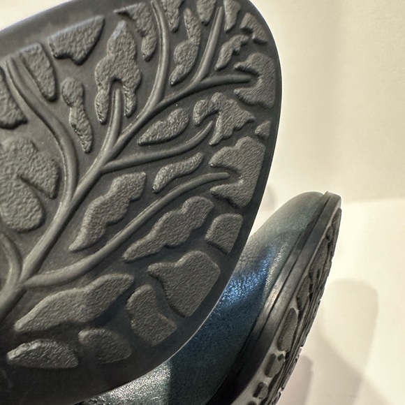 Earth Spruce Tumble Women's Green Leather Boot - Picture 6 of 6